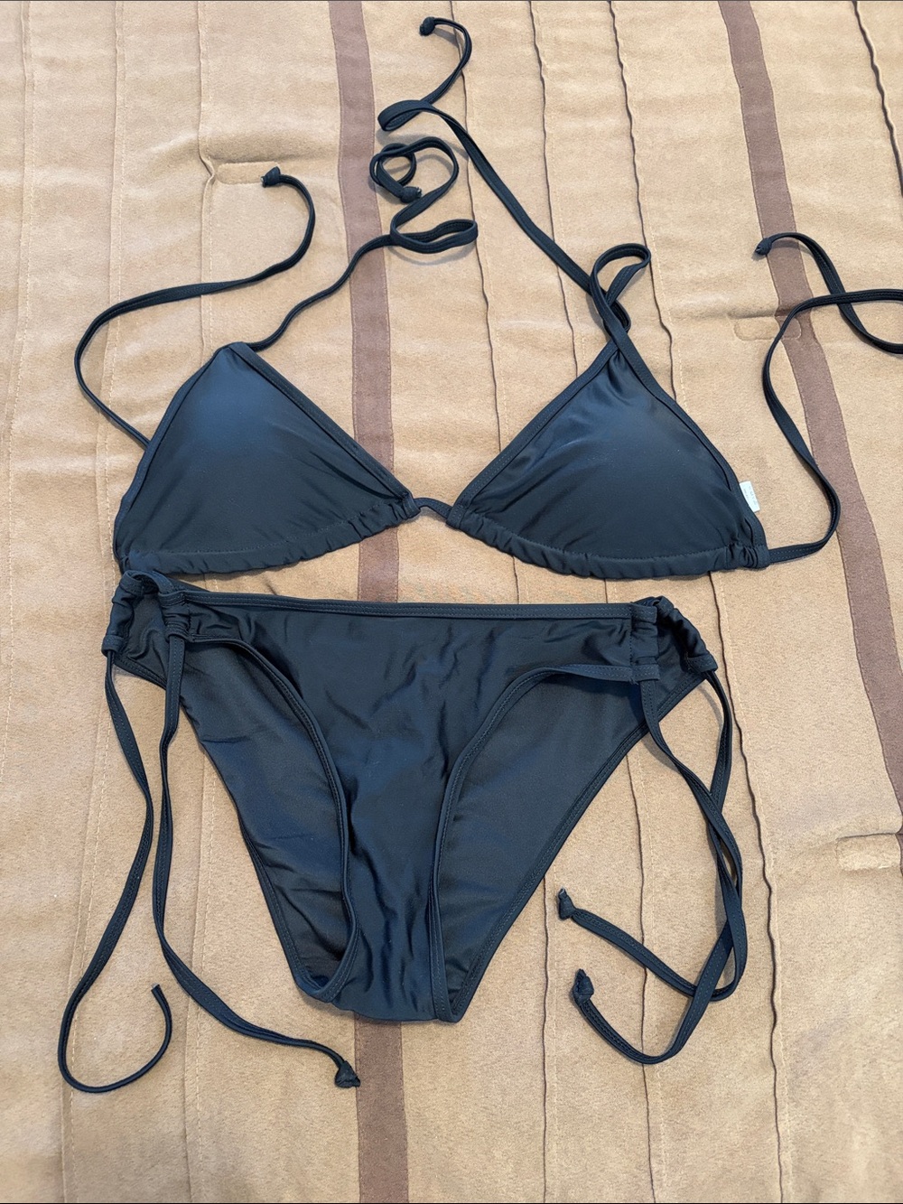 H&M Black Tie-Side Triangle Bikini Set